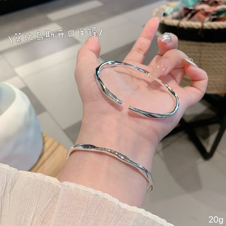 NA- 5. Moebius Strip Siver 999 Bangle 20g with S999 Mark & Certification//NA 5. Gelang Moebius Strip Perak 999 20g dengan Tanda & Sertifikasi S999