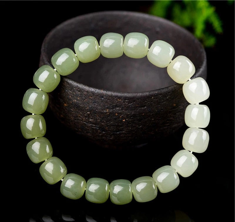 NA- Nephrite Jade Hetian Bracelet Gradient Fresh Green Color 8m*7mm//Gelang Giok Nefrit Hetian Gradien Warna Hijau Segar 8m*7mm