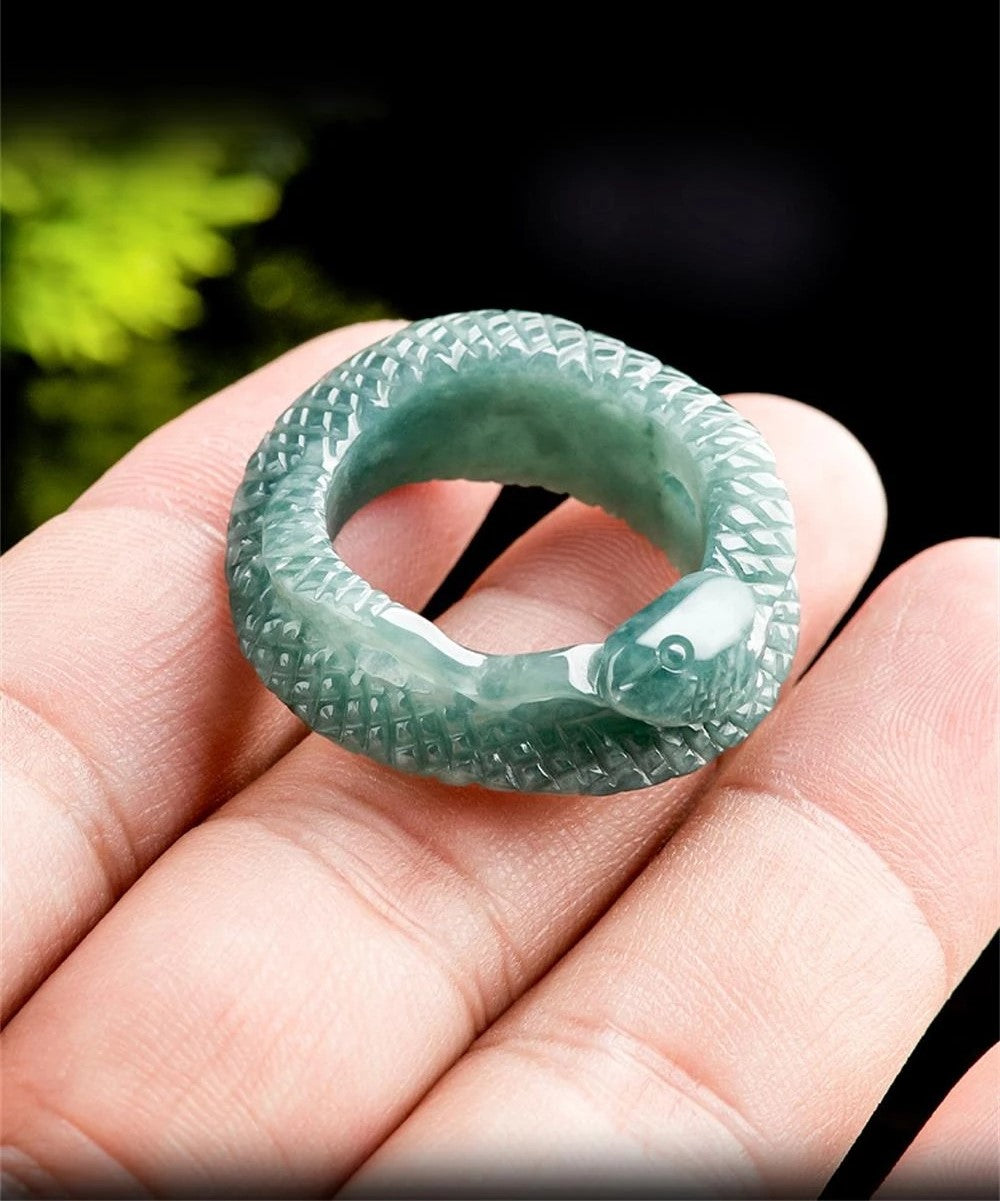 NA- Ring Jadeite Jade Guatemala Chinese Zodic Year Snake//Cincin Jadeite Jade Guatemala Zodiak Cina Tahun Ular