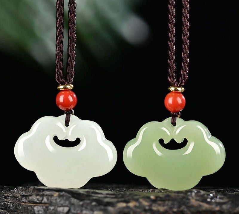NA- Nephrite Jade Hetian Ruyi Cloud Pendant Necklace//Kalung Liontin Awan Hetian Ruyi Giok Nefrit