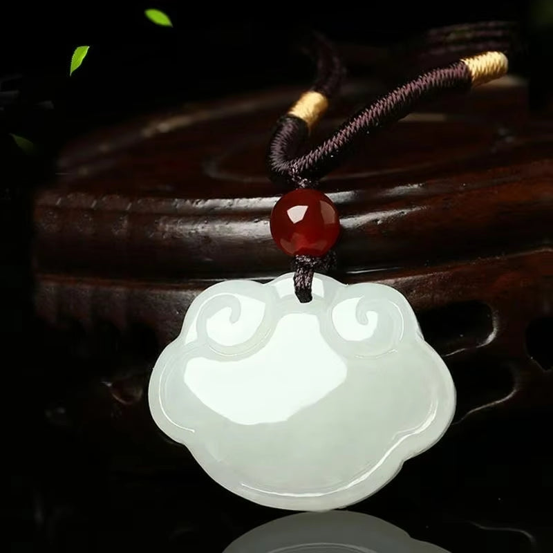 NA- Nephrite Jade Hetian Ruyi Cloud Pendant Necklace//Kalung Liontin Awan Hetian Ruyi Giok Nefrit